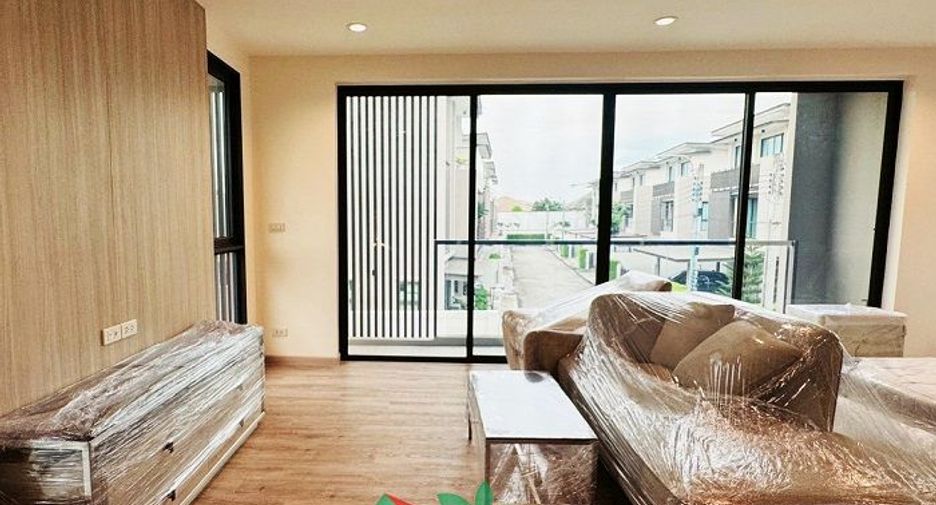 For sale 3 bedrooms house in Prawet, Bangkok
