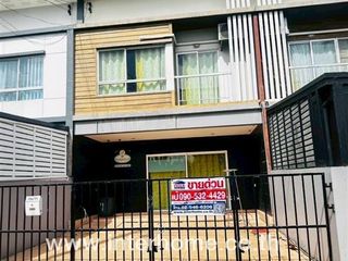 Продажа 3 спальни таунхаус в Bang Kruai, Нонтабури