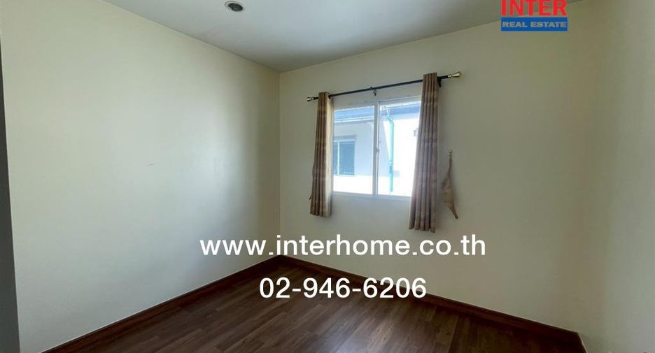 Casa adosada en venta de 3 habitaciones en Bang Kruai, Nonthaburi