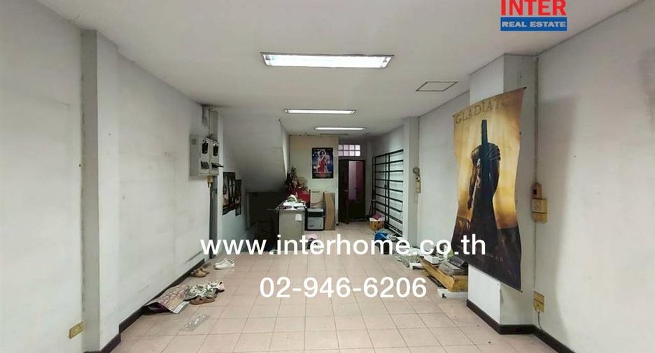 For sale 2 bedrooms retail Space in Bueng Kum, Bangkok
