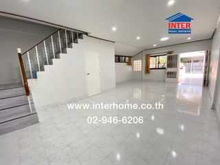 For sale 3 ベッドルーム townhouse in Chom Thong, Bangkok