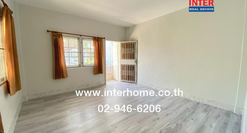 Reihenhaus zum Kauf mit 3 Zimmer in Chom Thong, Bangkok