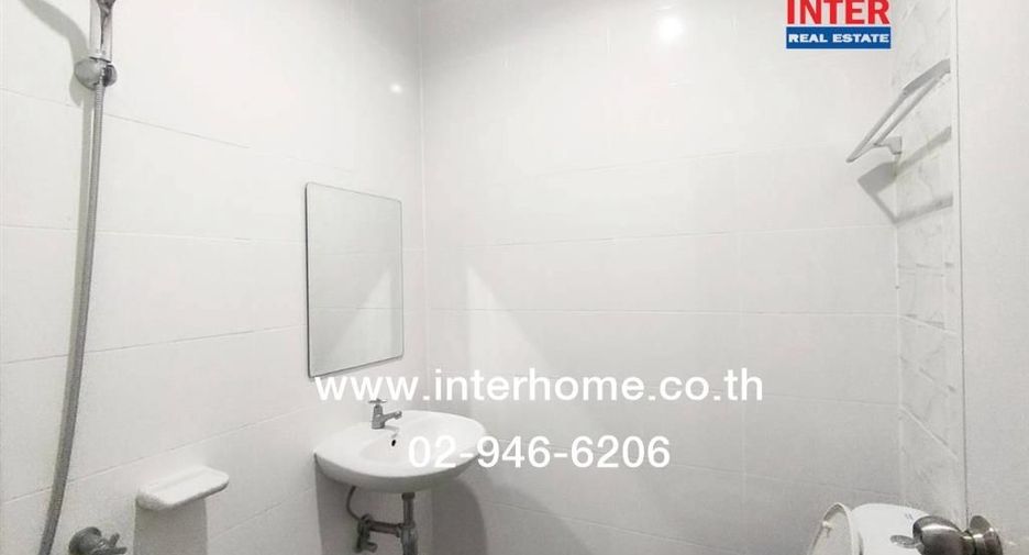 For sale 2 bedrooms townhouse in Lat Lum Kaeo, Pathum Thani