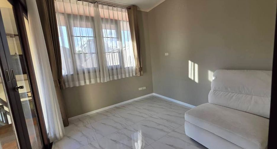 For rent 2 bedrooms villa in Mueang Phuket, Phuket