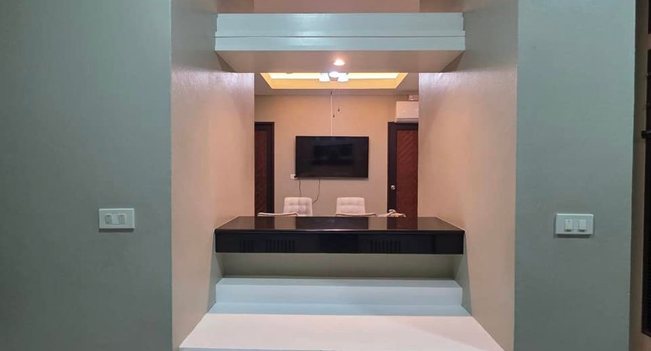 For rent 2 bedrooms villa in Mueang Phuket, Phuket