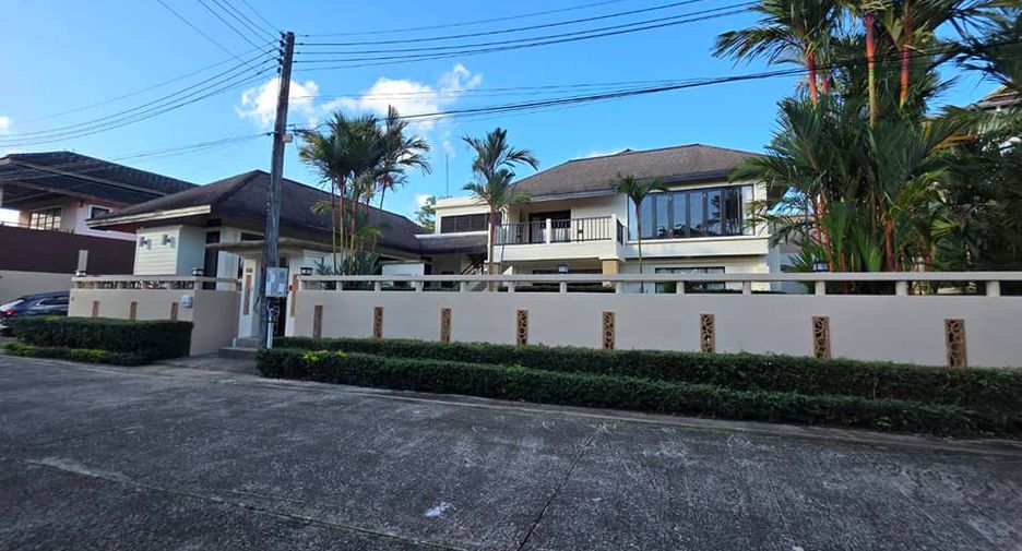 For rent 2 bedrooms villa in Mueang Phuket, Phuket