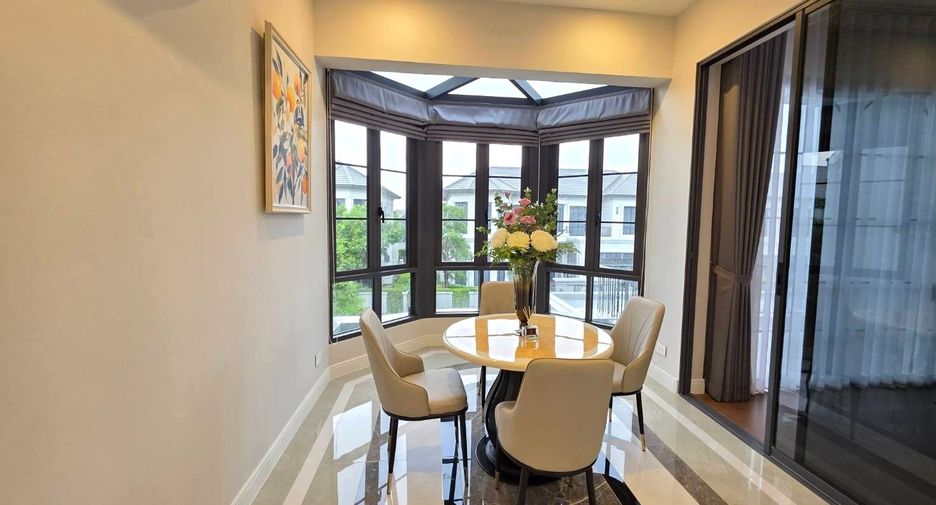 Haus zur Miete mit 4 Zimmer in Bang Kapi, Bangkok