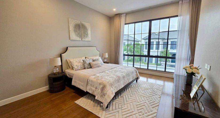 Haus zur Miete mit 4 Zimmer in Bang Kapi, Bangkok