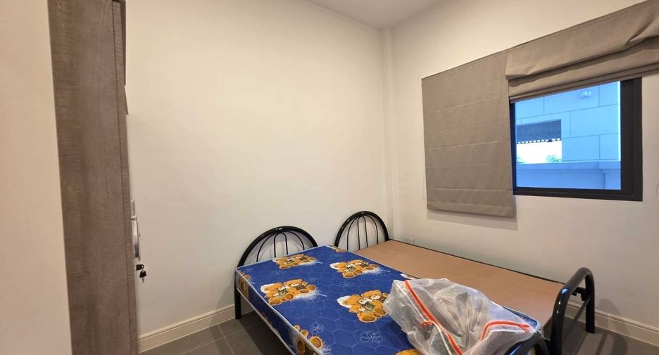 Haus zur Miete mit 4 Zimmer in Bang Kapi, Bangkok