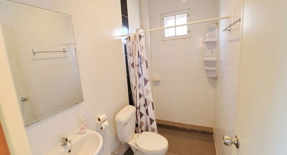 Продажа 4 спальни дом в Phrao, Чианг Маи