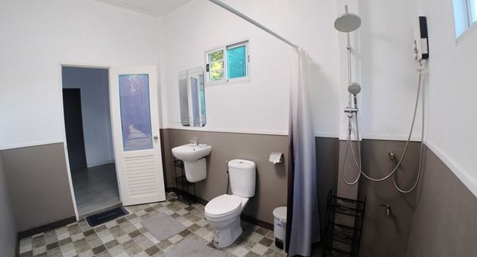 Продажа 4 спальни дом в Phrao, Чианг Маи