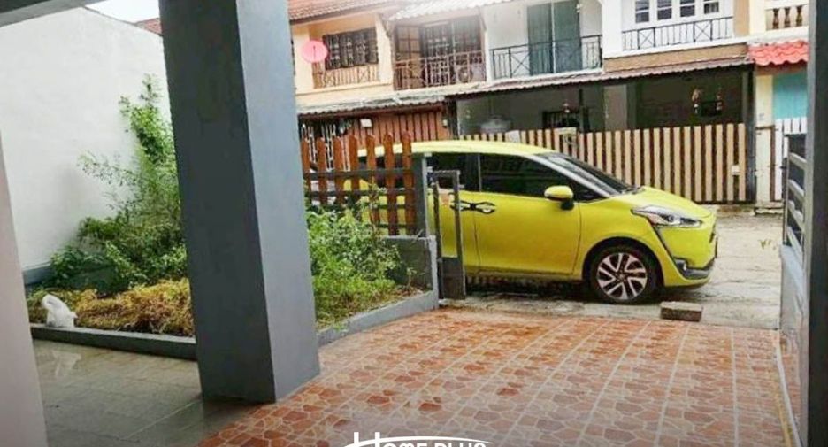 Продажа 3 спальни таунхаус в Nakhon Chai Si, Накхонпатхом