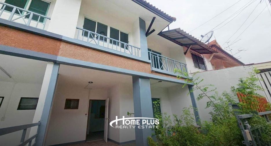 Продажа 3 спальни таунхаус в Nakhon Chai Si, Накхонпатхом