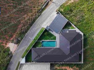 For rent and for sale 5 bedrooms villa in Bang Lamung, Chonburi