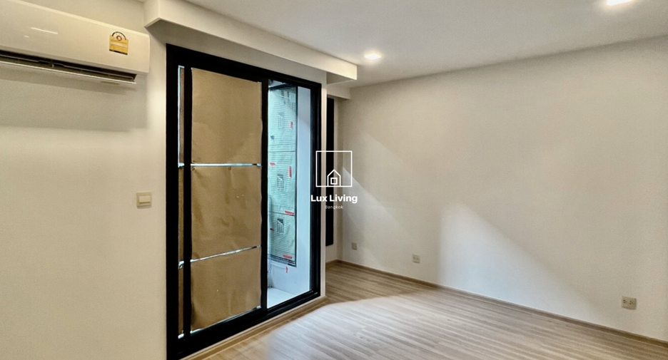 For sale 1 bed condo in Ratchathewi, Bangkok