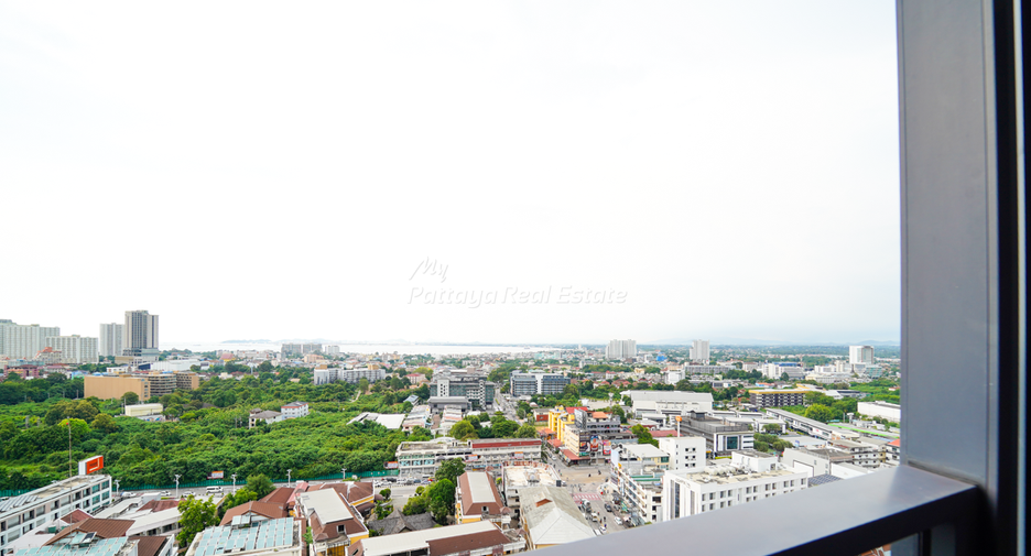 For sale studio condo in Bang Lamung, Chonburi