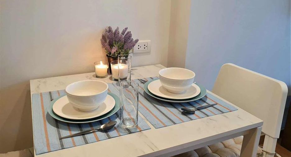 For sale 1 bed condo in Si Racha, Chonburi