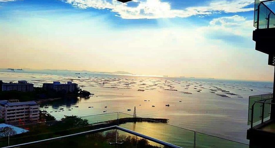 For sale 1 bed condo in Si Racha, Chonburi
