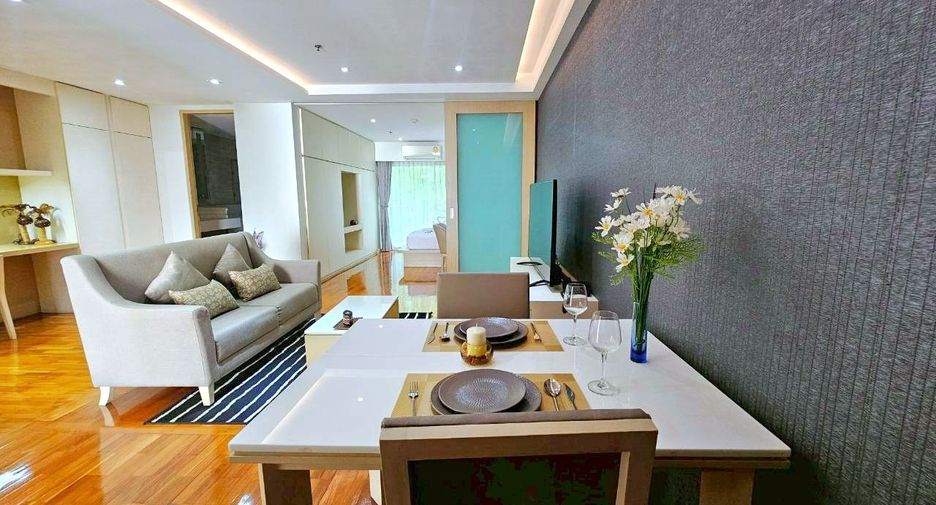 À louer 1 chambre appartement avec services à Khlong Toei, Bangkok