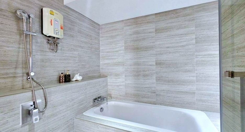 À louer 1 chambre appartement avec services à Khlong Toei, Bangkok