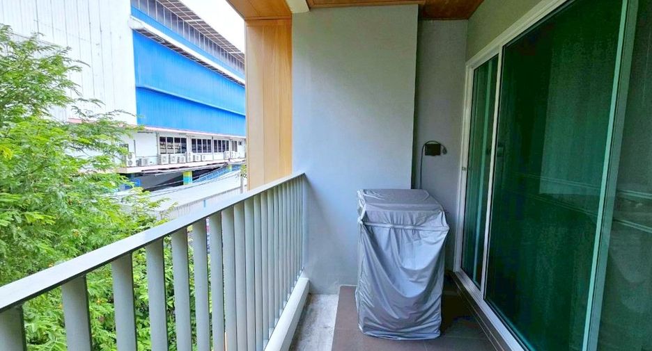 À louer 1 chambre appartement avec services à Khlong Toei, Bangkok
