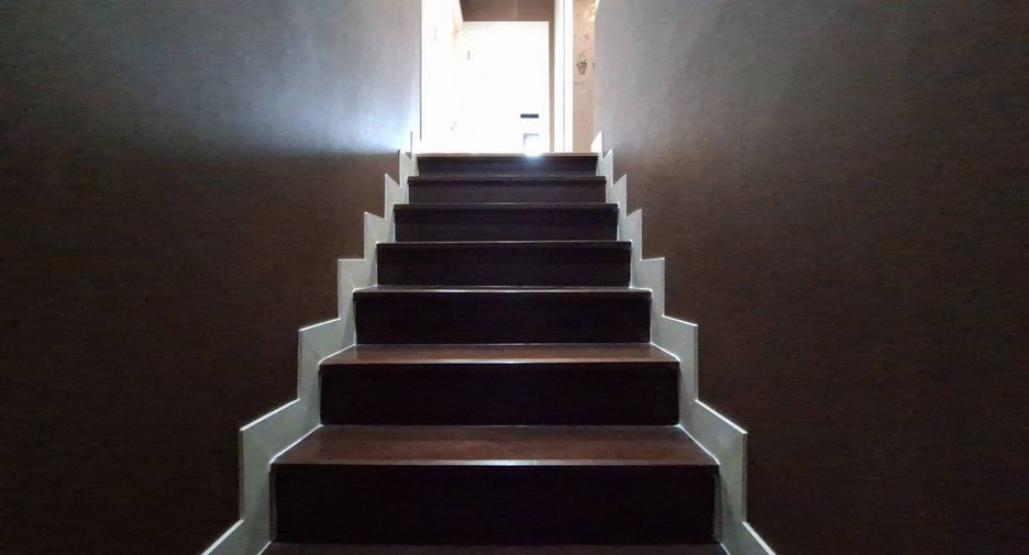For rent and for sale 4 bedrooms townhouse in Mueang Udon Thani, Udon Thani