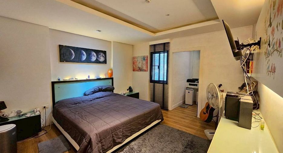 For rent and for sale 4 bedrooms townhouse in Mueang Udon Thani, Udon Thani
