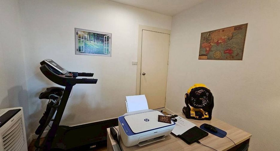 For rent and for sale 4 bedrooms townhouse in Mueang Udon Thani, Udon Thani