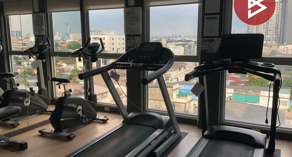 À vendre 1 chambre condo à Bangkok Yai, Bangkok
