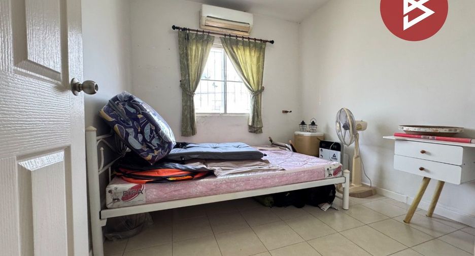 Reihenhaus zum Kauf mit 3 Zimmer in Mueang Pathum Thani, Pathum Thani