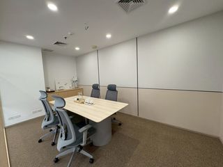 À louer bureau à Bang Na, Bangkok