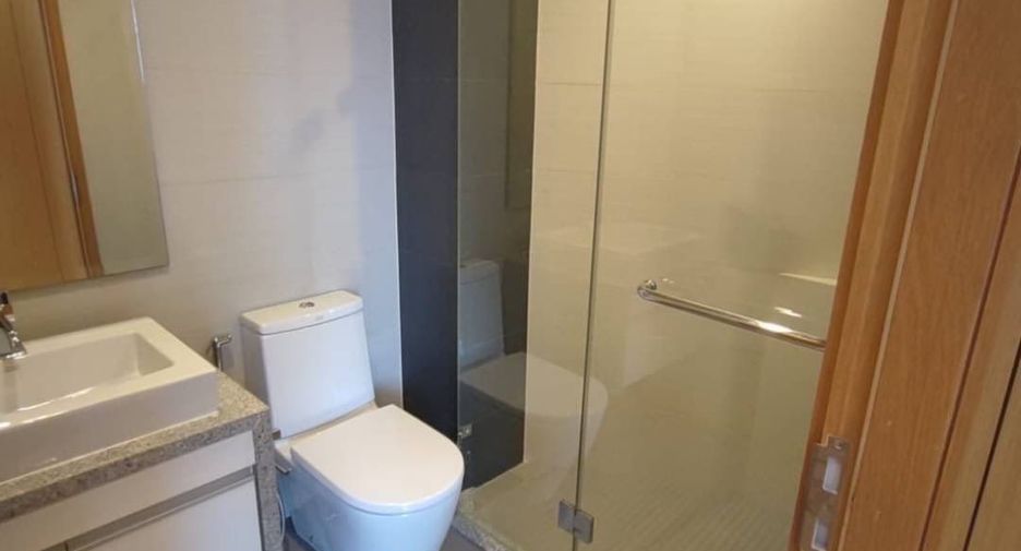 Condo en venta de 3 habitaciones en Khlong Toei, Bangkok