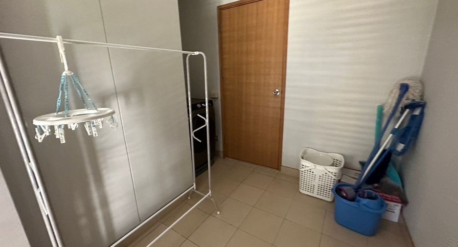 Condo en venta de 3 habitaciones en Khlong Toei, Bangkok
