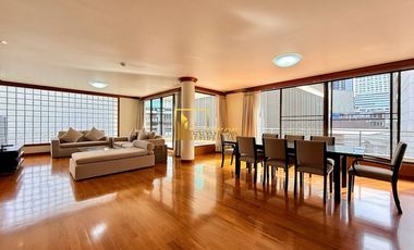 For rent 4 bedrooms apartment in Khlong Toei, Bangkok