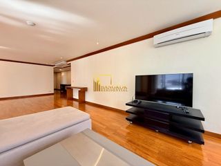 For rent 4 bedrooms apartment in Khlong Toei, Bangkok