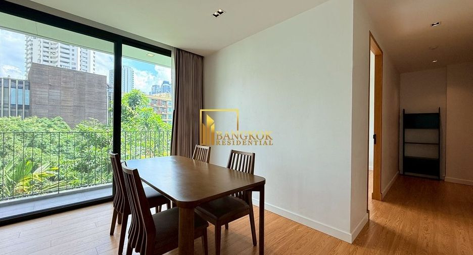 For rent 2 bedrooms apartment in Watthana, Bangkok