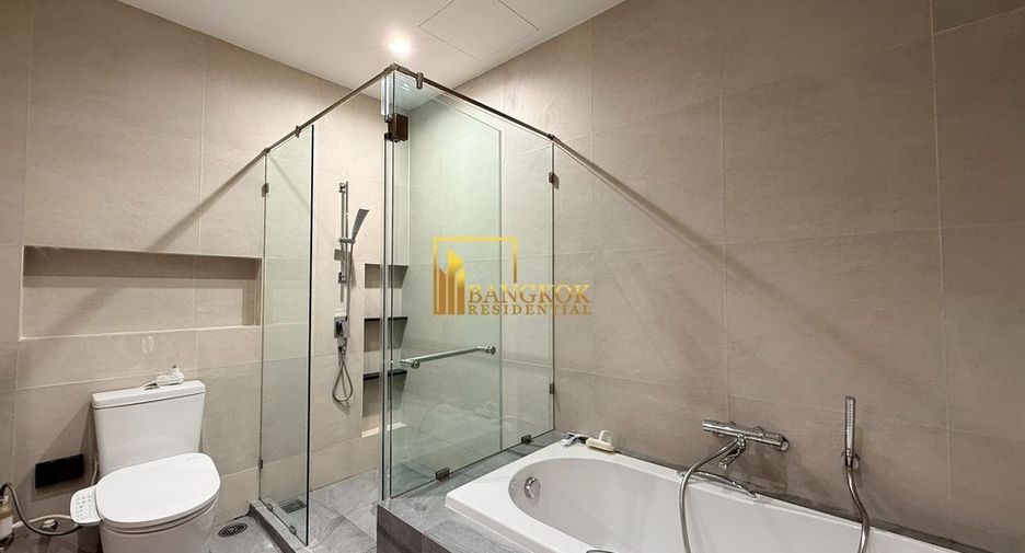 For rent 2 bedrooms apartment in Watthana, Bangkok
