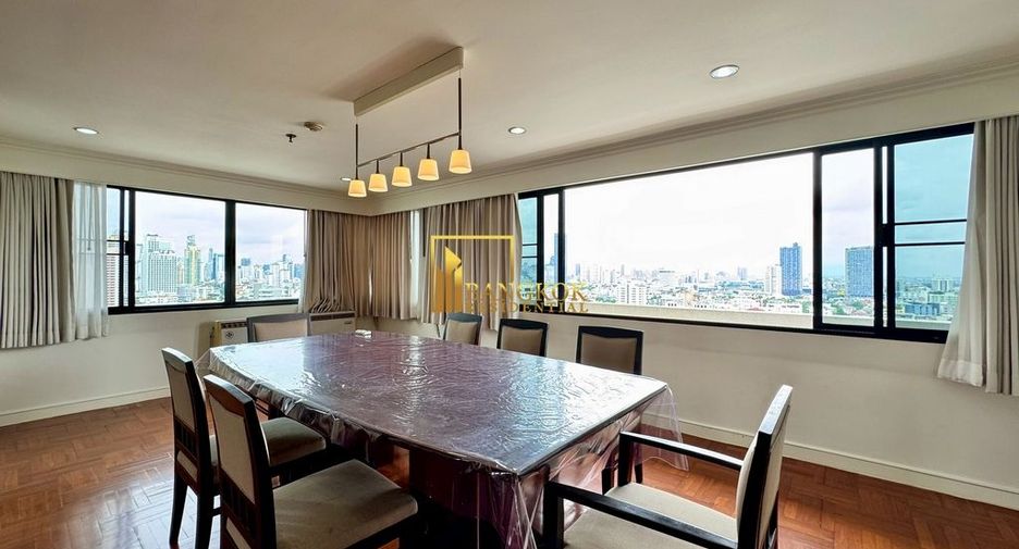 À louer 3 chambres appartement à Watthana, Bangkok
