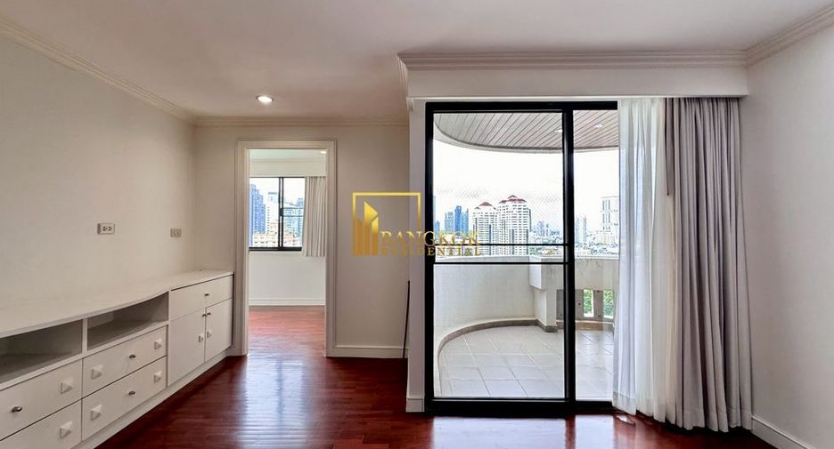 À louer 3 chambres appartement à Watthana, Bangkok