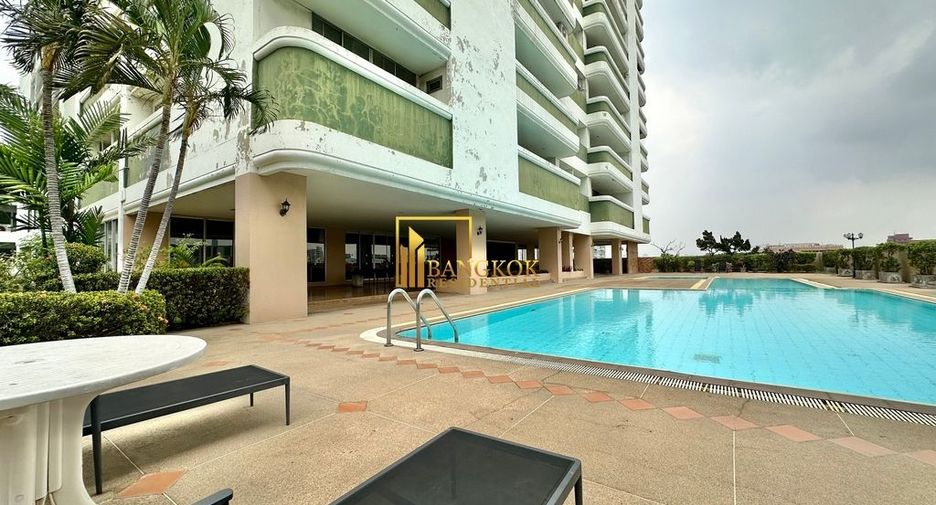 Apartamento en alquiler de 3 habitaciones en Watthana, Bangkok