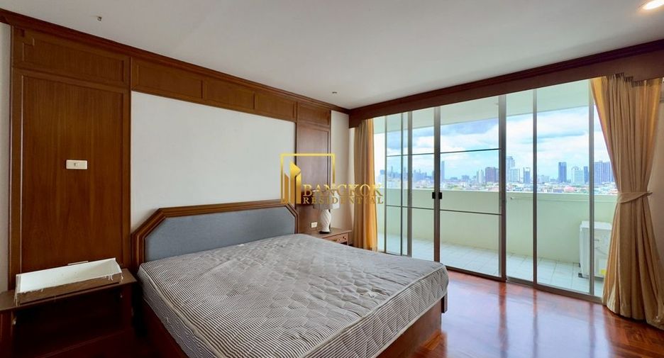 Apartamento en alquiler de 3 habitaciones en Watthana, Bangkok