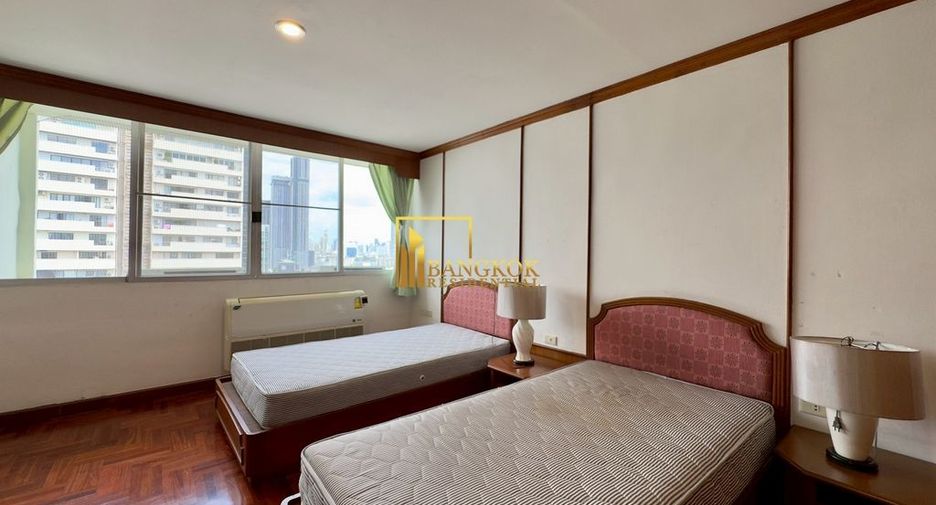 Apartamento en alquiler de 3 habitaciones en Watthana, Bangkok