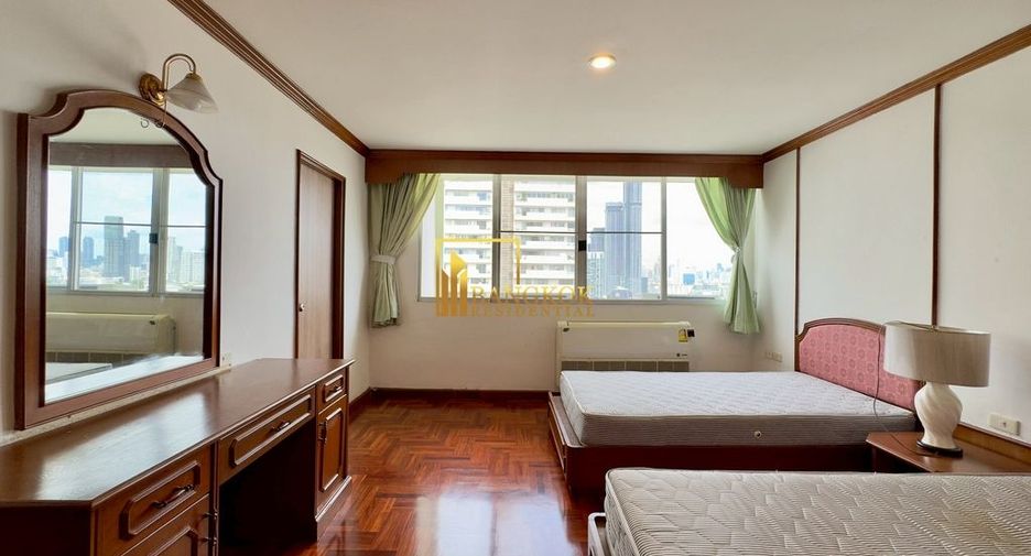Apartamento en alquiler de 3 habitaciones en Watthana, Bangkok