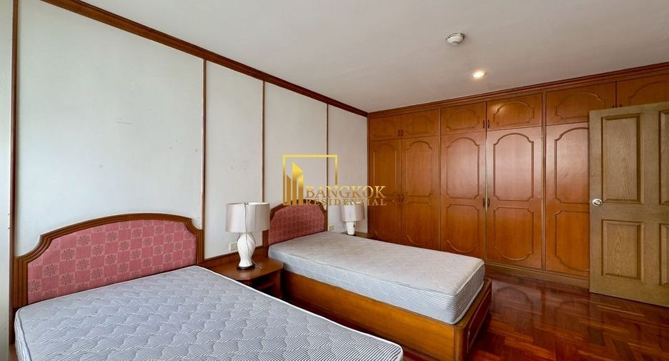 Apartamento en alquiler de 3 habitaciones en Watthana, Bangkok