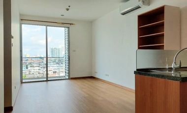出售 1 卧室 公寓 在 Khlong San, 曼谷
