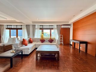 À louer 4 chambres appartement à Sathon, Bangkok