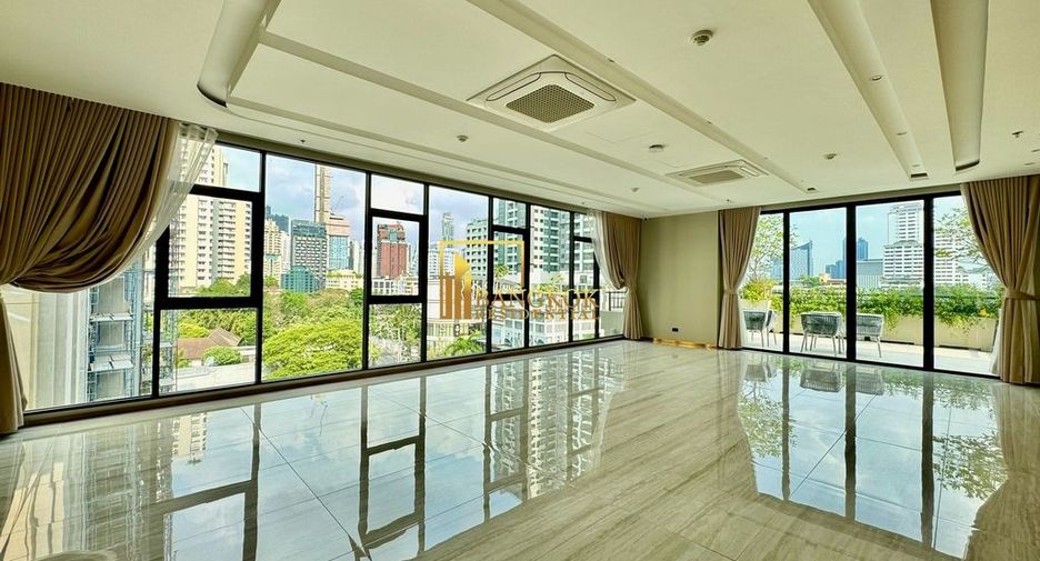 À louer 2 chambres appartement à Watthana, Bangkok