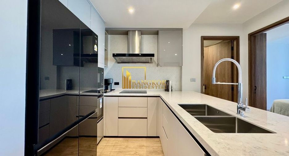 For rent 2 bedrooms apartment in Watthana, Bangkok
