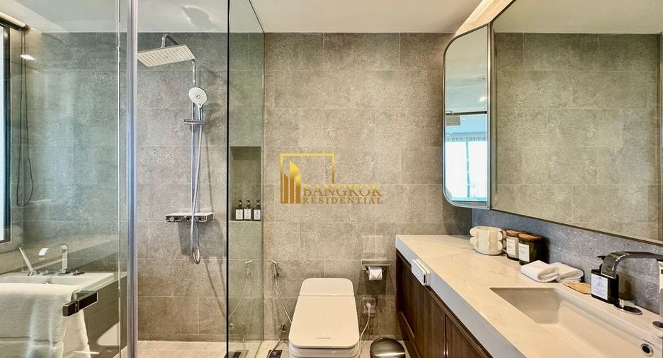 For rent 2 bedrooms apartment in Watthana, Bangkok