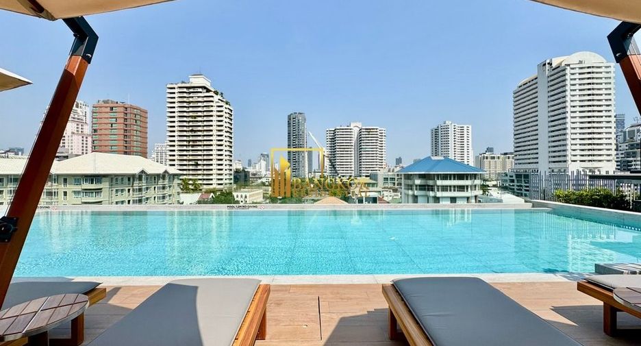 For rent 2 bedrooms apartment in Watthana, Bangkok